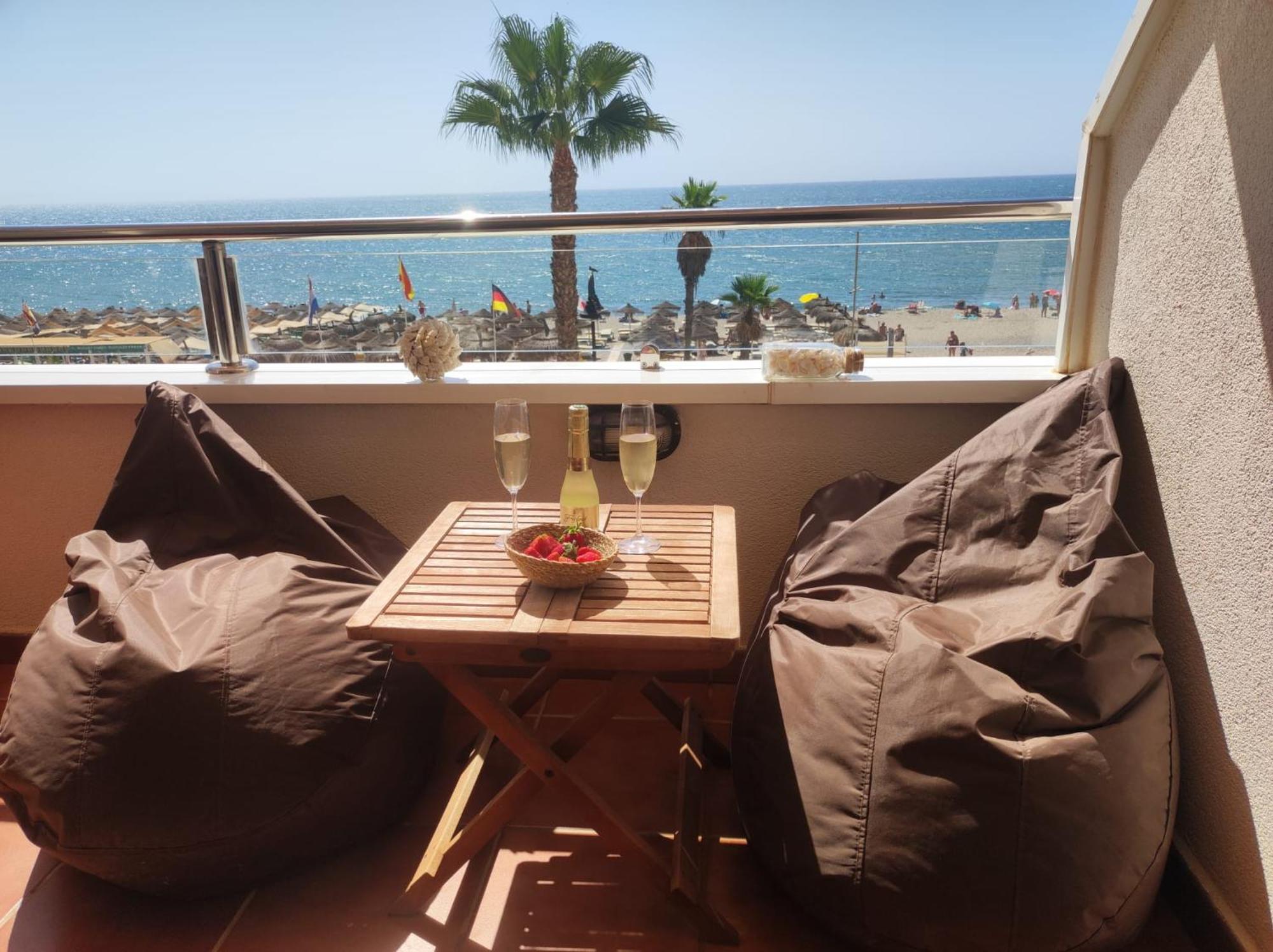 Rocachica Eden Beach 21 Torremolinos Exterior photo